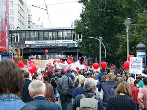 Reichtum umverteilen!